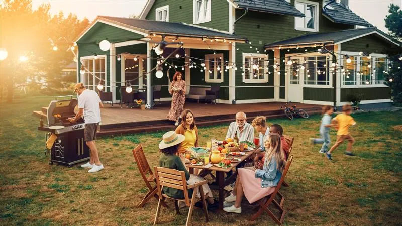 imgi_1_7c228289-c844-47dd-af97-fc77f5845426 outdoor family table dining